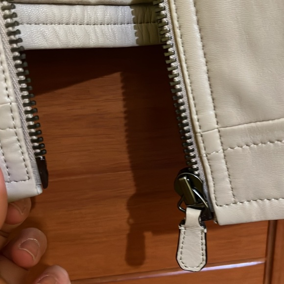 Coach tan ecru leather jacket - Picture 7 of 9